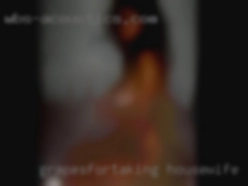 Grapesfortaking housewife pussy party
