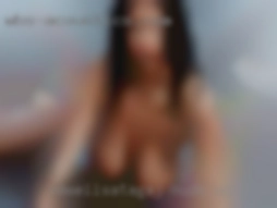 newellSatagaj nude women near the water